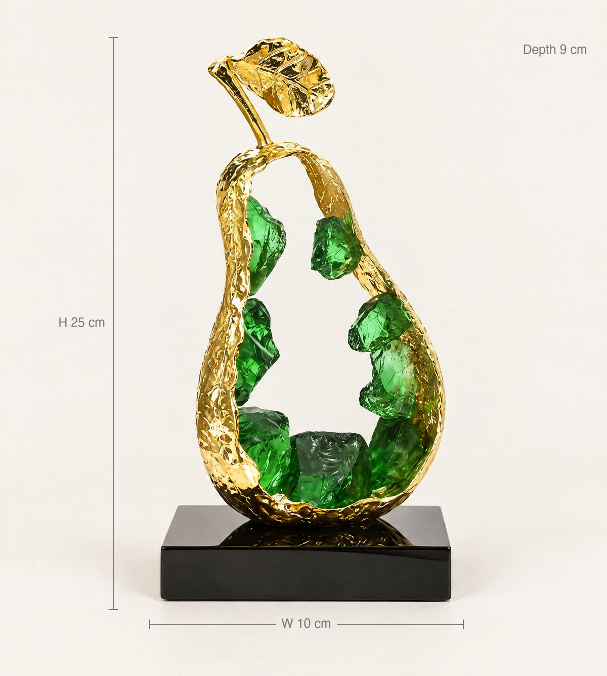 Size guide: gold pear sculpture, H 25 cm, W 10 cm, depth 9 cm